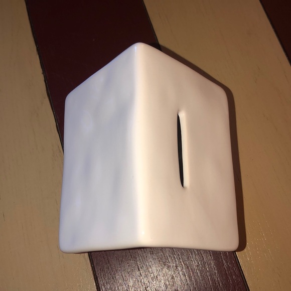 Rae Dunn SHOE FUND Bank - Picture 2 of 8